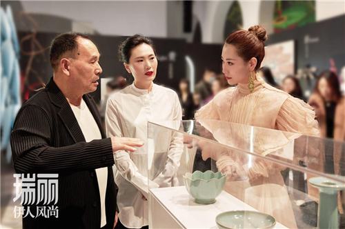 乘风破浪的魅力姐姐白冰亲临现场为美曜东方热力助阵
